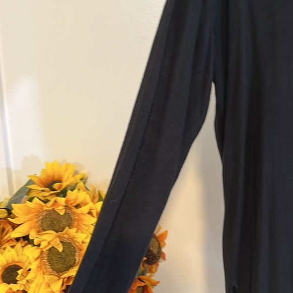 H&M women’s size small long sleeve knit black tunic sweater - Picture 2 of 4